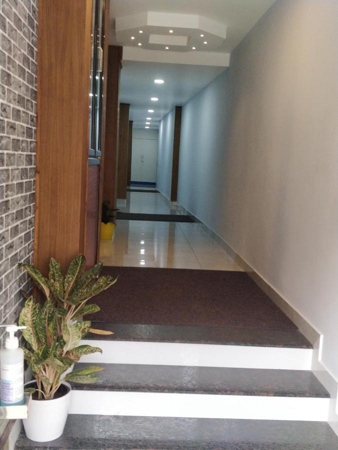 Majestic Inn Thiruvananthapuram Екстер'єр фото