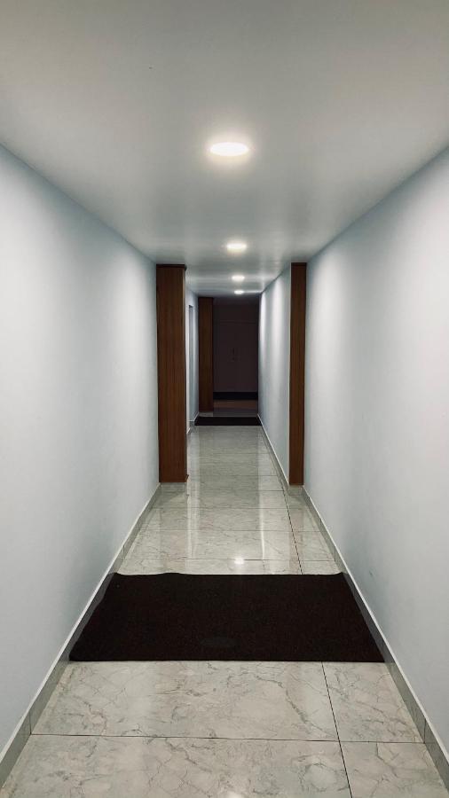 Majestic Inn Thiruvananthapuram Екстер'єр фото